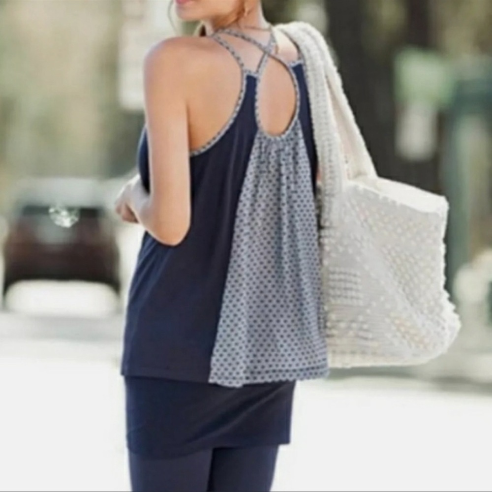 CAbi 5202 Navy cross strap back tank top size Small